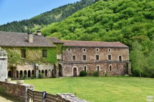 1 semaine en aveyron abbaye Sylvanes dreams world