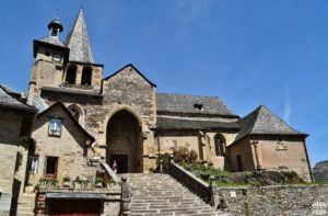 1 semaine en aveyron eglise estaing