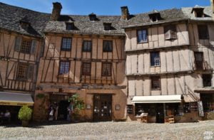 1 semaine en aveyron place conques dreams world