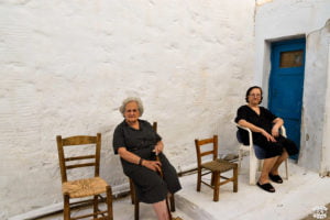 katapola amorgos cyclade grece mami chaise