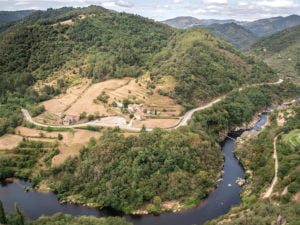 dreams world 50 voyages de reve valle d'eyrieus vue sur la vallee depuis le belvedere