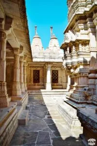 temple de Adinath de Ranakpu cour interieur