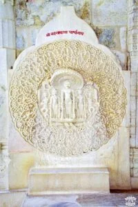 temple de Adinath de Ranakpu sculpture
