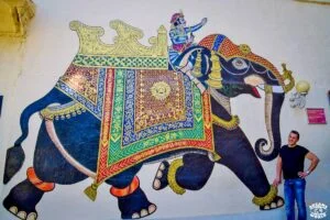 fresque city palace udaipur