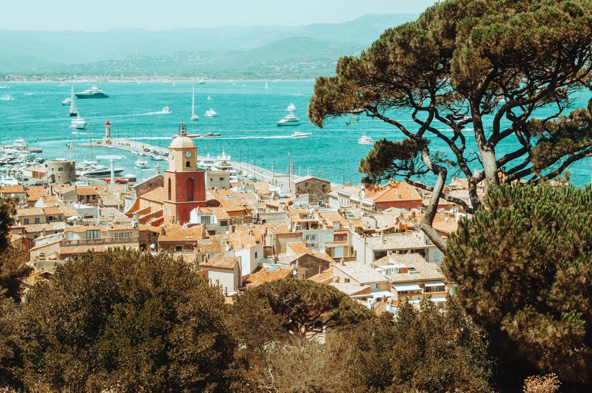 village Saint Tropez village Saint Tropez