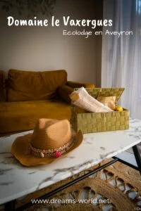 domaine le vaxergues panier petit déjeuner chapeau